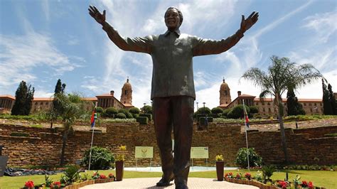 Worlds Largest Statue Of Nelson Mandela Unveiled In Pretoria Abc News