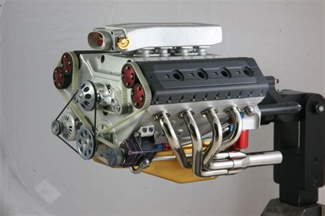 Video Intricate Home Built Scale V8 Engine Is Simply Marvelous