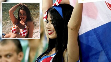 sjećate li se najseksi hrvatske navijačice sada je pozirala u svojim novim kupaćim kostimima