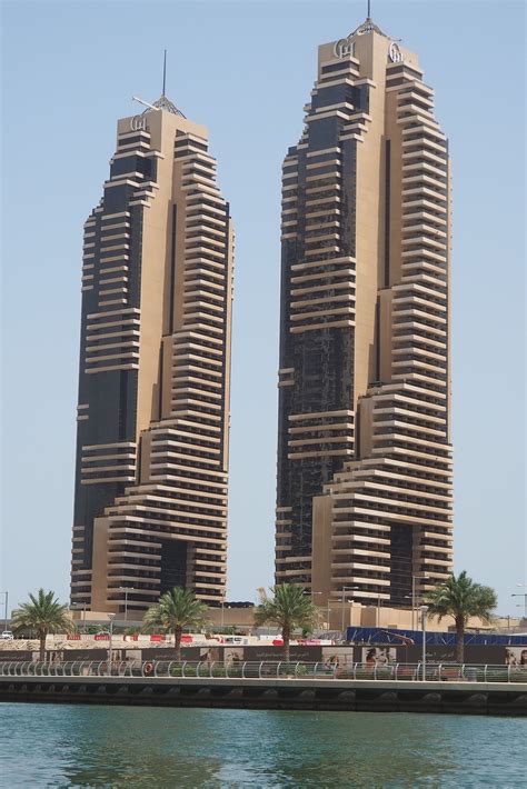 A Yellow Boat Tour In Dubai Arquitectura Increíble Edificios
