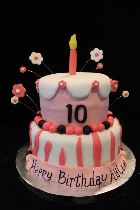 taryne s tasty treats 10th birthday cake