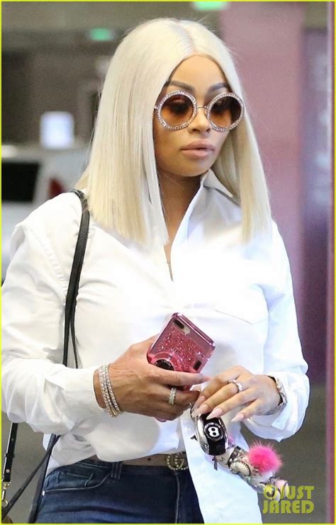 Blac Chyna Shows Off Her Curves In Los Angeles Photo Photos