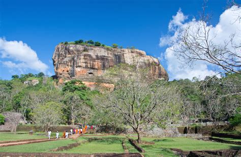 Discover The Sigiriya Rock Fortress In Sri Lanka Photos Touropia
