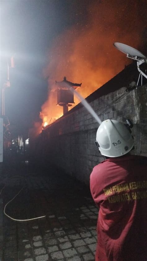 Kebakaran Villa Di Jalan Kayu Aya Gang 100 X No 57 Banjar Basangkasa