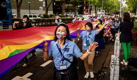 Tokyo To Recognize Same Sex Partnerships From November Raw Story