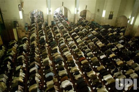 muslims celebrate eid al fitr in afghanistan