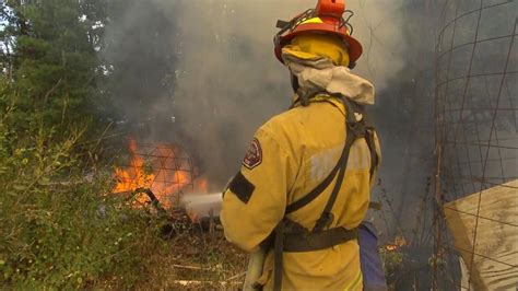 11000 Firefighters On The Front Lines Battle Raging Wildfires Video
