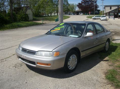 Check spelling or type a new query. 1997 Honda Accord Sedan DX related infomation ...