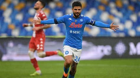 Lorenzo insigne may suffer due to health complications of lorenzo insigne's spouse. Napoli, Lorenzo il prolifico: Insigne è il re della Serie ...