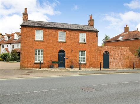 Jackson Stops Properties For Sale In Hemley Suffolk