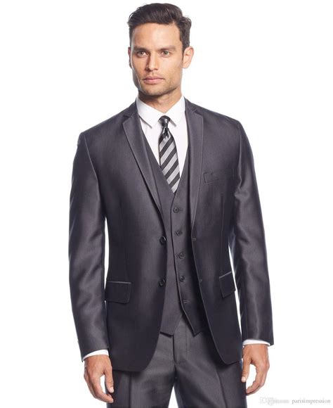 A subreddit all about usa network's hit show suits, which centers around lawyer harvey specter and his associate mike ross (who doesn't have a law degree, but does have a. 2017 New Arrival Men Suit High Quality Man Bussiness Formal Suits (Jacket + Pants ) Gentleman ...