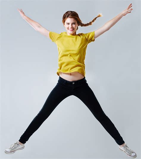10 Health Benefits Of Jumping Jacks Exercise And How To Do It