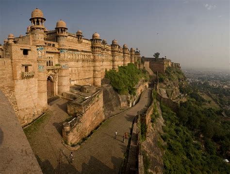 List Of 20 Biggest Forts In India Historical Forts Largest Forts