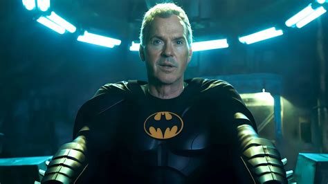 the flash proves michael keaton s batman beyond never should have been canceled
