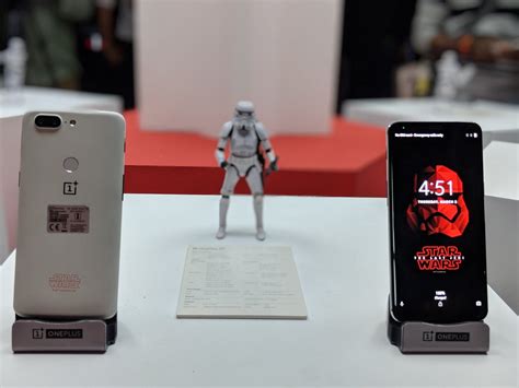 Star Wars Themed Oneplus 5t Steals The Show On The Day Of The Last Jedi