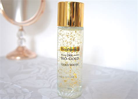 Bio essence showcased their new range of 24k bio gold series a few days ago. Bio Essence 24K Gold Water Review and Ingredients | Gold ...