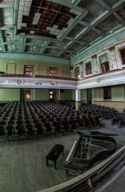 Hidden History Inside The Abandoned Jw Cooper School In Shenandoah