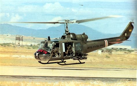 Uh 1c 66 618 176th Ahc Chu Lai 1971 Photo Cpt Mike Campbell El