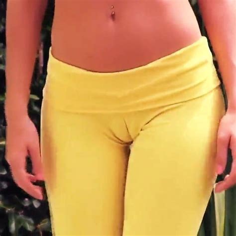 Cameltoe N Ass Outdoor Stretching And Yoga Tight Yoga Pants Xhamster