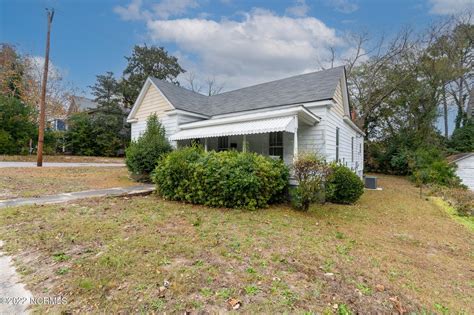 Under $75K Thursday - Sweet North Carolina Handyman Special Cottage