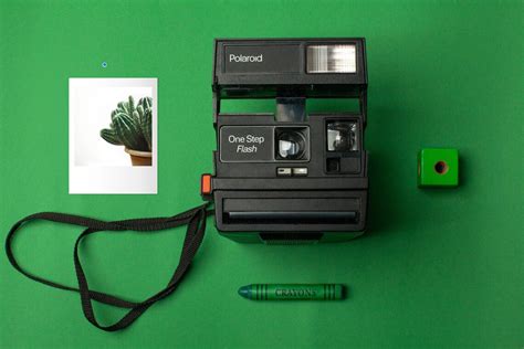 Vintage Polaroid One Step 600 Flash Instant Camera 80s 90s Etsy