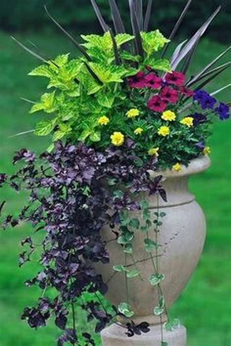 20 Easy Diy Summer Garden Ideas Garden Containers Beautiful Gardens