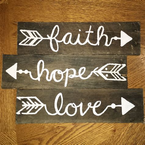 Faith Hope And Love Arrows Palletprojects Palletsign Diy Pallet