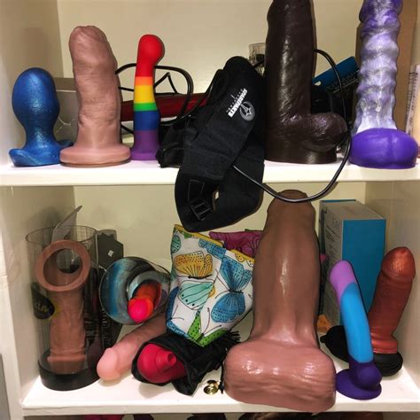 Review Goliath Dildo By Mr Hankey S I Rode A Giant Sex Toy