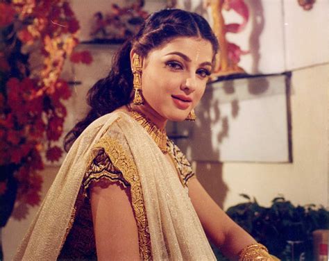 Movie Stills Photos Of Mamta Kulkarni Bollywood Actress Photo Image