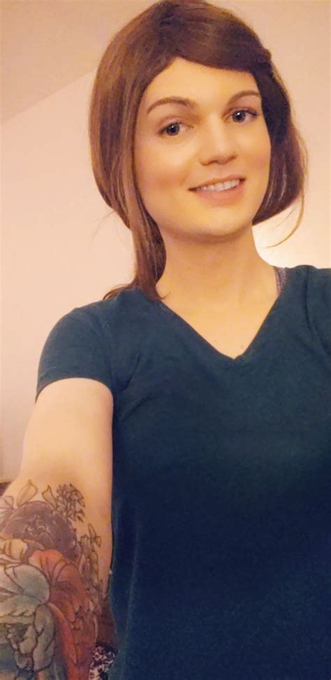 first time willing to wear short sleeve shirt i like it [26 mtf pre everything] r transadorable