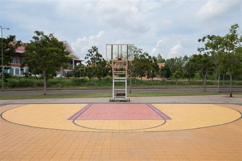 This shady court has extra space to play in. A Detailed Diagram of the Basketball Court - Sports Aspire