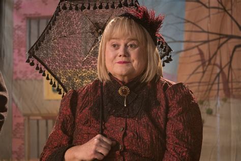 Louie Anderson On Playing Christine Baskets For Fxs Baskets Vox