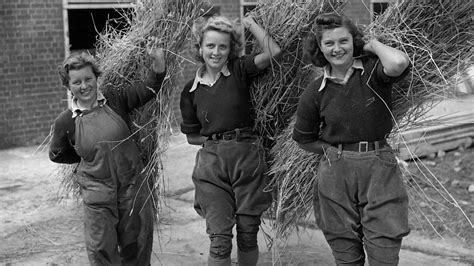 Bbc World Service Witness History The Women Who Fed The Uk During Ww