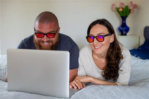 6 best blue light blocking glasses in 2023 staying alive