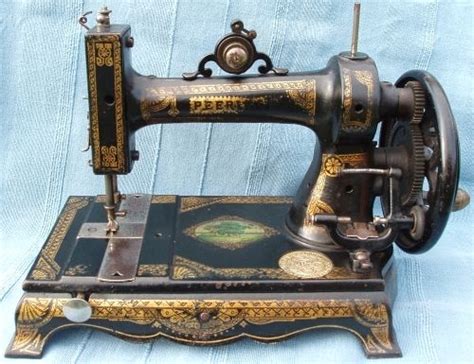 White Sewing Machine Company Sewing Machine Antique Sewing Machines