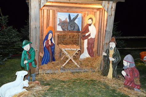 Di dalam palungan, tiada yang lain, terbaringlah yesus berbalutkan kain. Gambar : hari Natal, kedatangan, dekorasi Natal, boks bayi ...