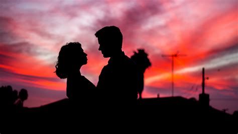 Wallpaper Silhouettes, Couple, Love, Romance, Twilight, - Evening Couple - 3840x2160 Wallpaper ...