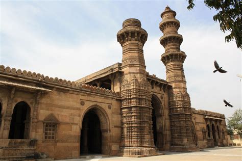 Top Heritage Monuments In Ahmedabad Historical Sites Travel Guide