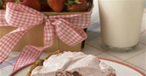 Strawberries And Cream Pie Recipe Yummly