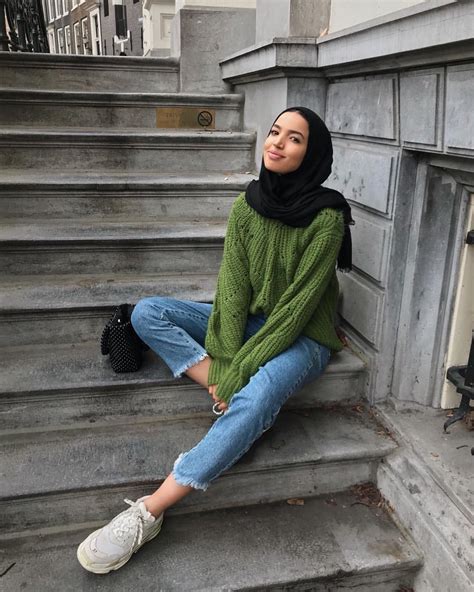 Instagram Ootd Hijab Outfits With Jeans And Sneakers Hijab Jilbab Gallery