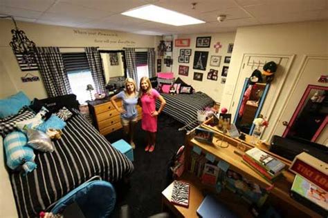 Pin By Kyla Burke On Baylor Love Baylor Dorm Rooms Baylor University Dorm Baylor Dorm