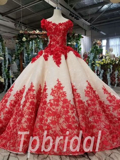 If you're looking for an alternative to traditional bridal white, colorful wedding dresses are a great option. Red And White Wedding Dress Ball Gown With Train | Red and ...