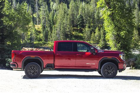 What Its Like Driving The 2020 Gmc Sierra Hd At4 Gm Authority Gmc