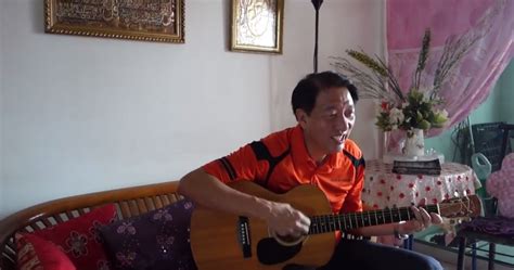He was awarded the president's scholarship and the singapore armed forces (saf) scholarship in 1973. DPM Teo Chee Hean joins the ranks of guitar-slinging ...