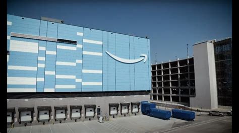 Amazon Packages To Be Delivered Faster New Air Hub In Kentucky Is Open