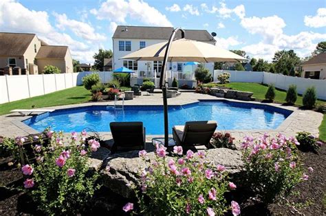 Cannon Pools And Spas Photo Gallery Spa Pool Pool Pool Builders