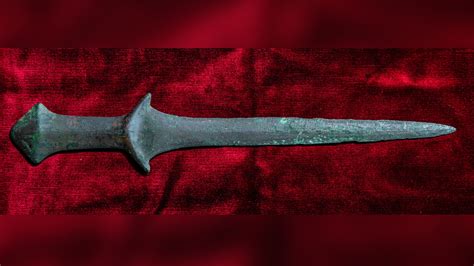 Student Discovers 5000 Year Old Sword Hidden In Venetian Monastery