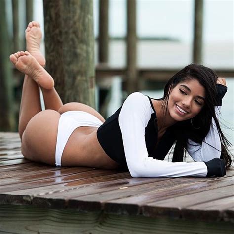 Yovanna Ventura Pictures 430 Images