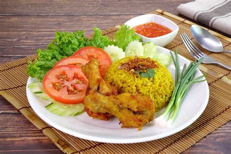 Berikut resep nasi briyani ayam yang dapat anda coba. Resep Nasi Briyani Ayam untuk Hari Raya - Masak Apa Hari Ini?