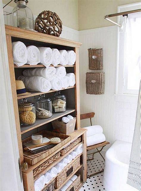 Awesome 40 Towel Storage For Small Bathroom Ideas